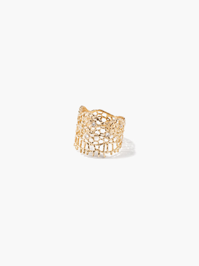 Yellow gold & diamonds Dentelle ring